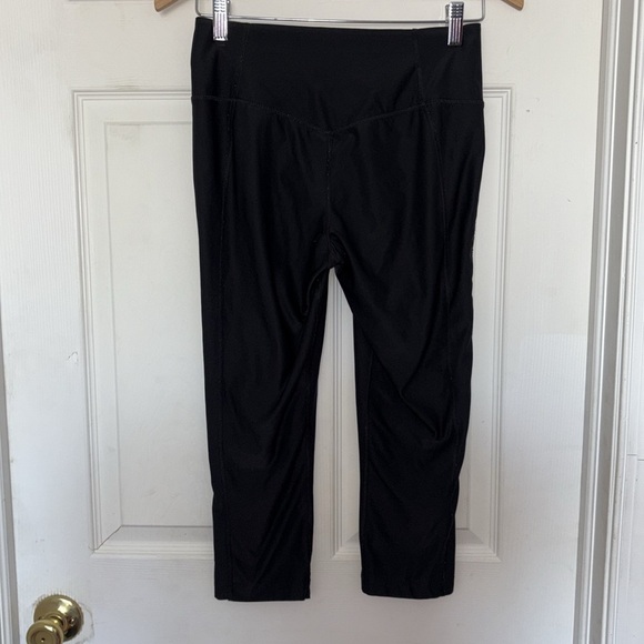 Nike Dri Fit Cropped Leggings - Picture 2 of 5